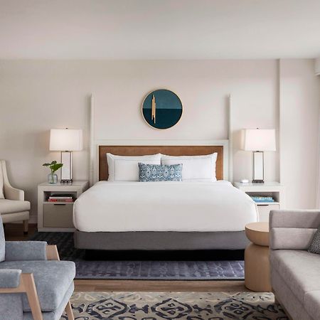 The Singer Oceanfront Resort, Curio Collection By Hilton Riviera Beach Ngoại thất bức ảnh