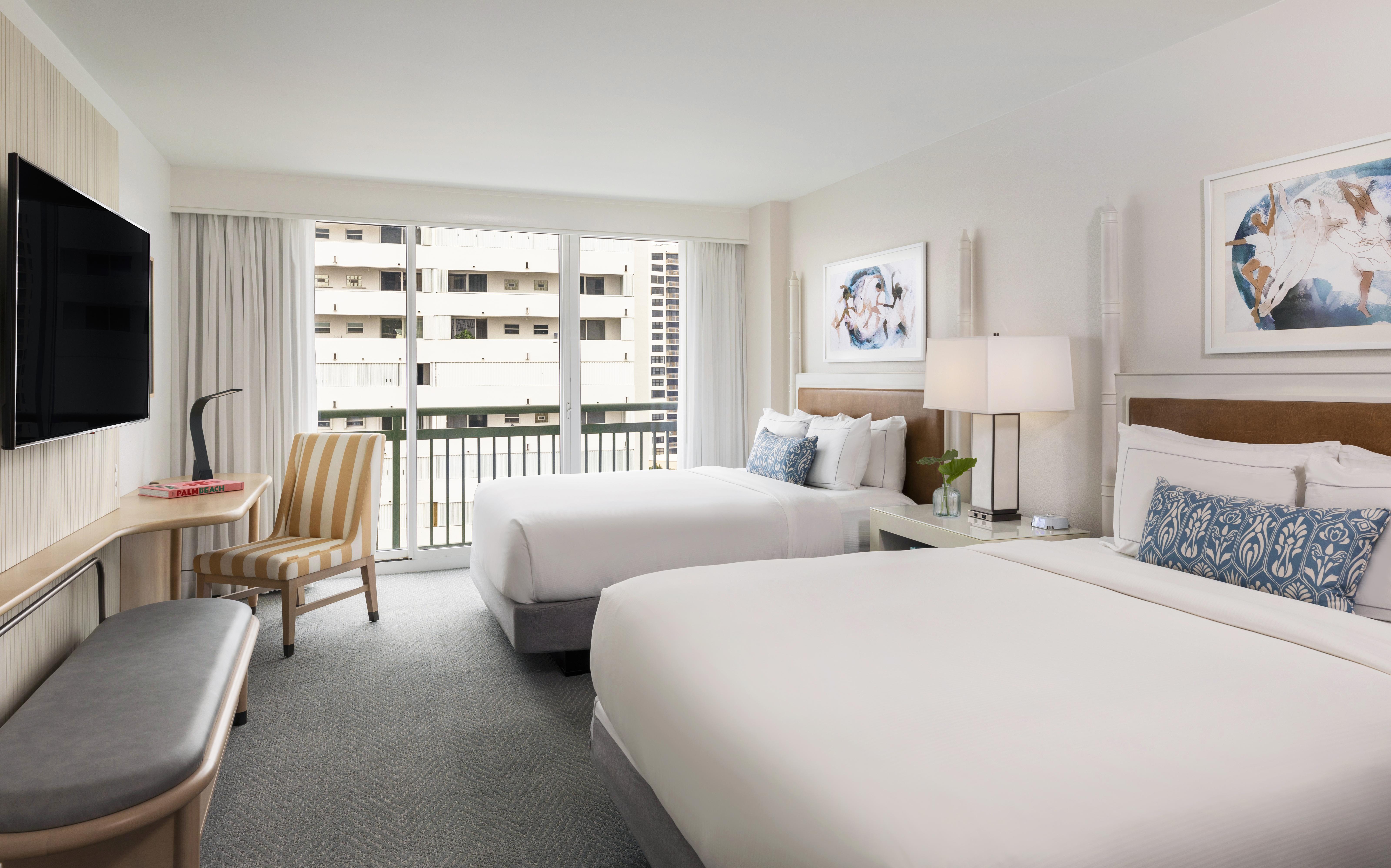The Singer Oceanfront Resort, Curio Collection By Hilton Riviera Beach Ngoại thất bức ảnh