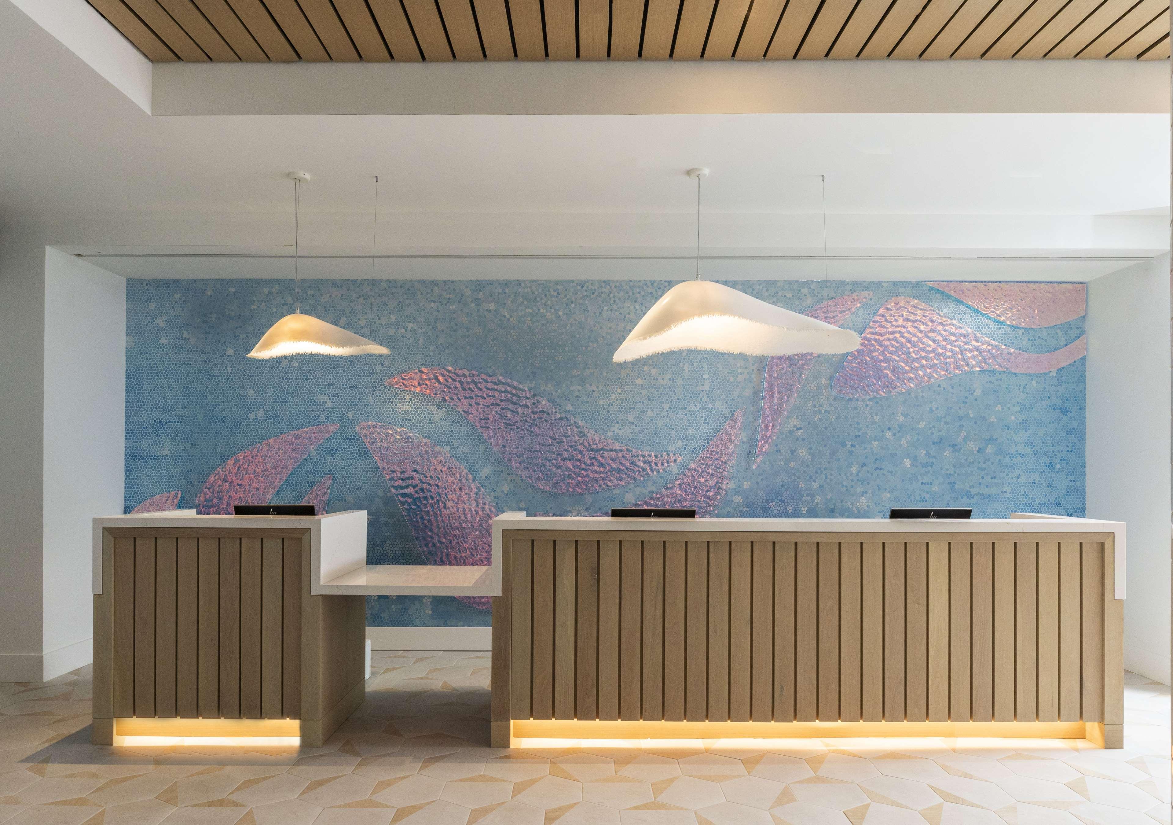 The Singer Oceanfront Resort, Curio Collection By Hilton Riviera Beach Ngoại thất bức ảnh