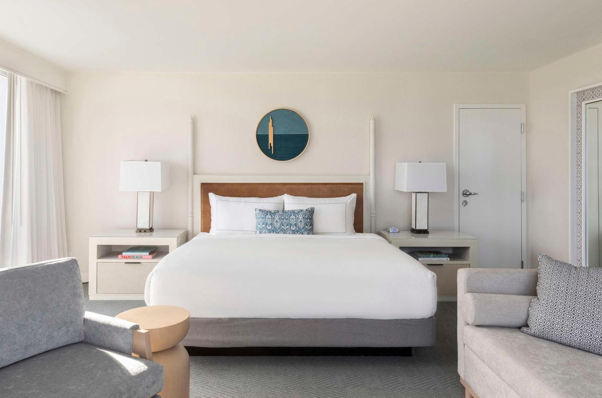 The Singer Oceanfront Resort, Curio Collection By Hilton Riviera Beach Ngoại thất bức ảnh