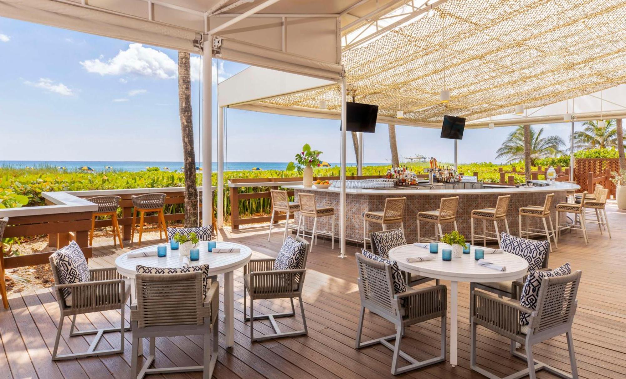The Singer Oceanfront Resort, Curio Collection By Hilton Riviera Beach Ngoại thất bức ảnh