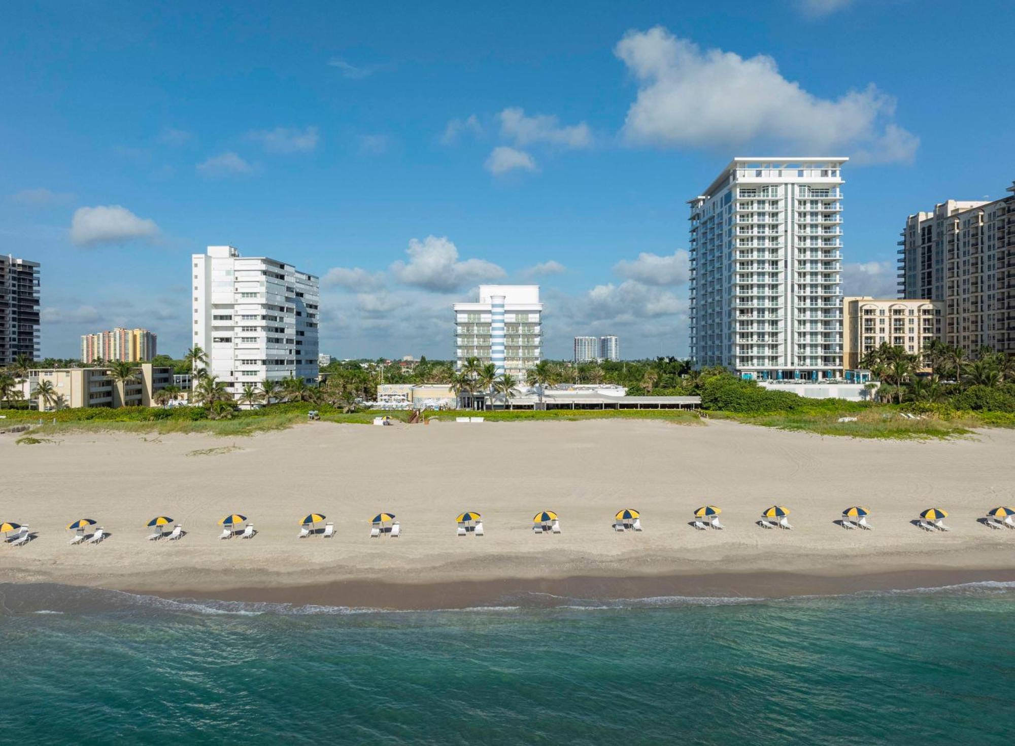 The Singer Oceanfront Resort, Curio Collection By Hilton Riviera Beach Ngoại thất bức ảnh