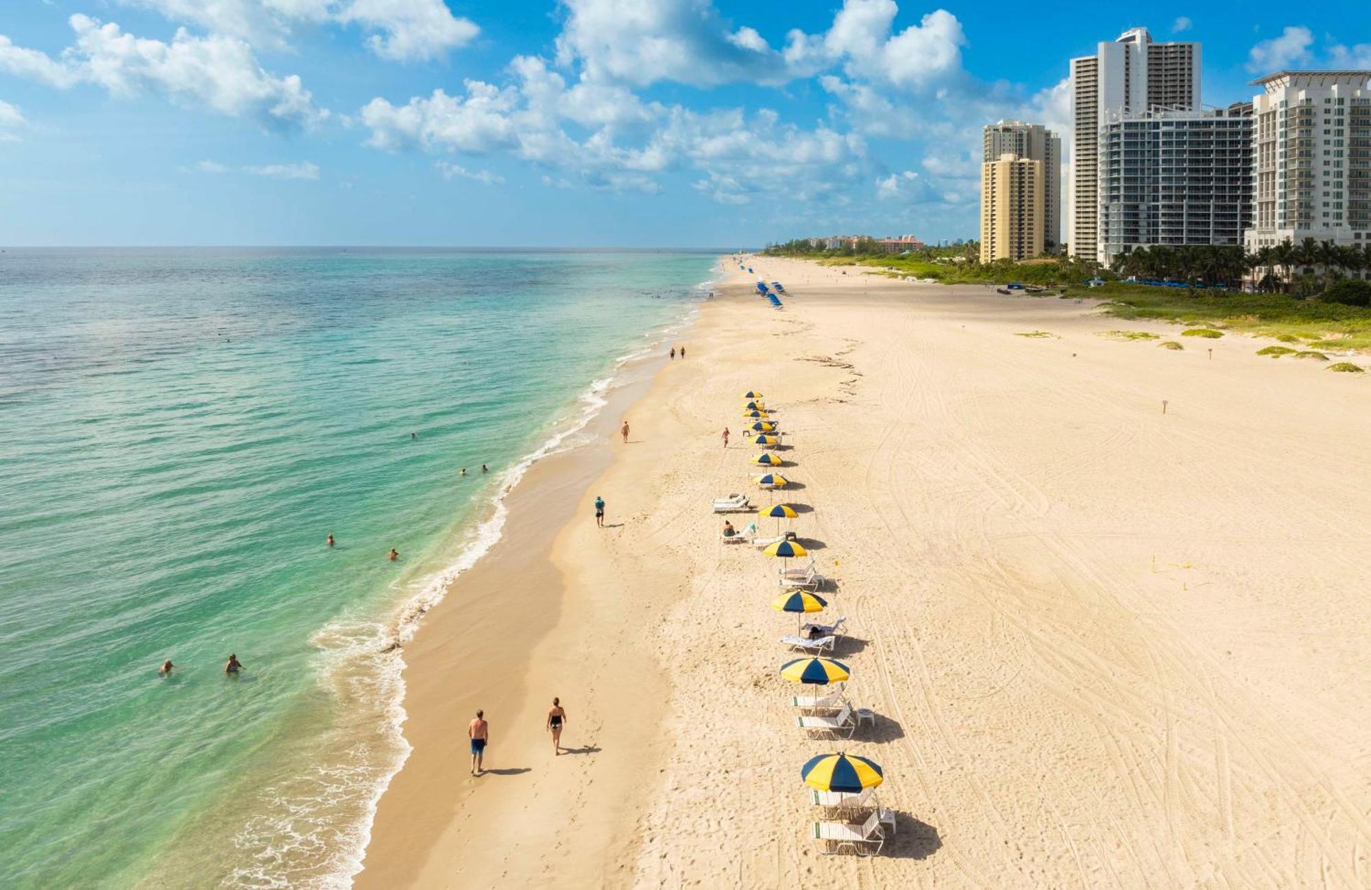 The Singer Oceanfront Resort, Curio Collection By Hilton Riviera Beach Ngoại thất bức ảnh