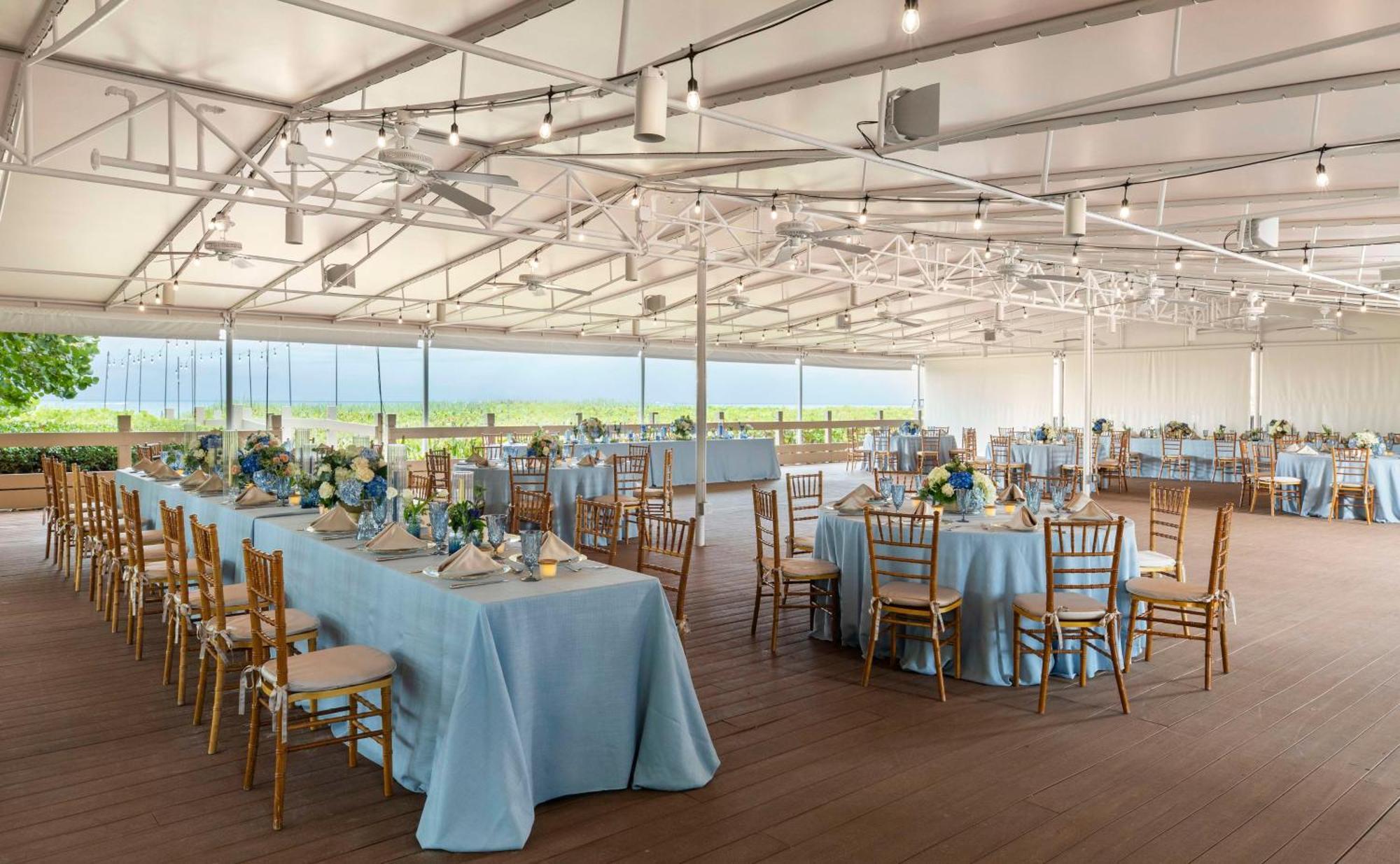The Singer Oceanfront Resort, Curio Collection By Hilton Riviera Beach Ngoại thất bức ảnh